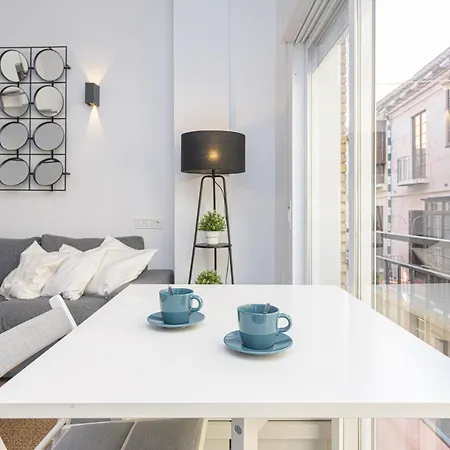 Apartment Fabuloso Calle Alamos Apartamento De 2 Málaga